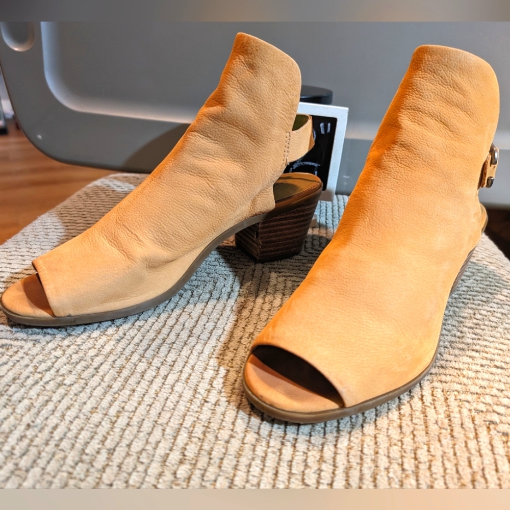 Lucky Brand Peach Suede Peep-Toe Ankle Booties